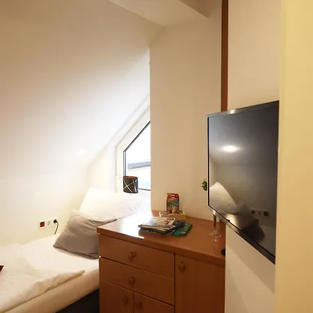 Apartment Arena